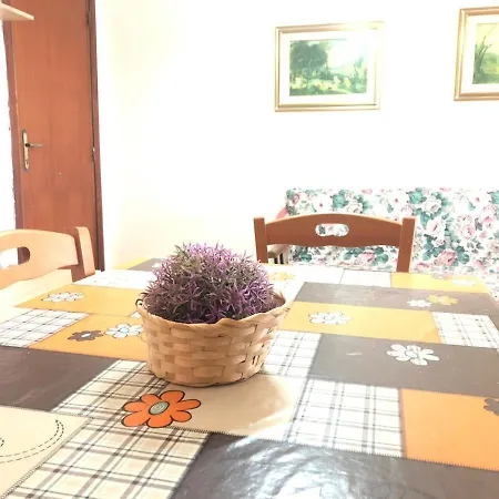 Apartment Holiday *